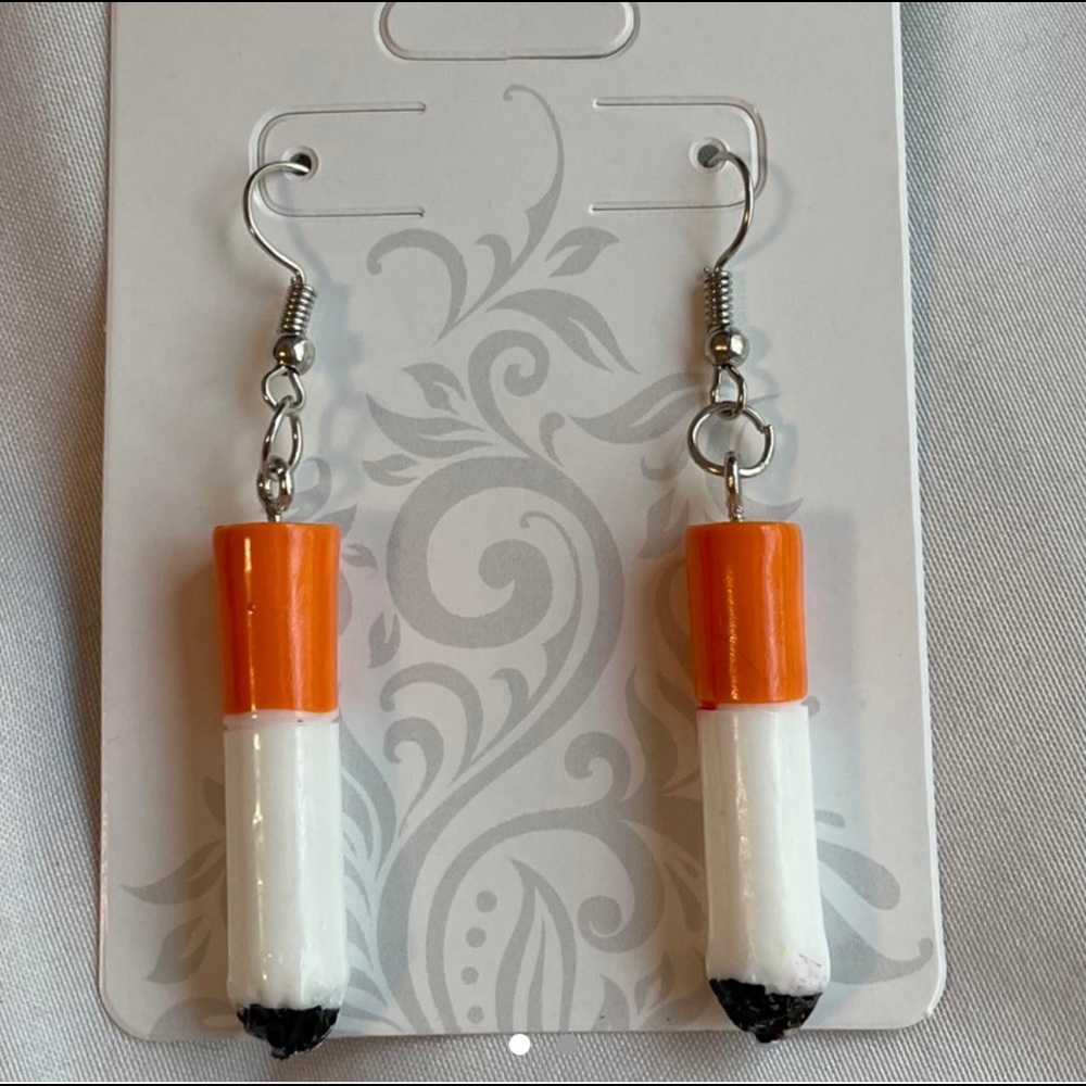 Cigarette earrings 🚬